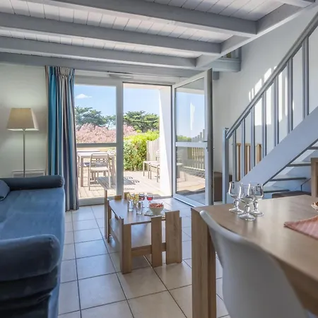 Residence Odalys Valentin Plage Batz-sur-Mer Exterior photo